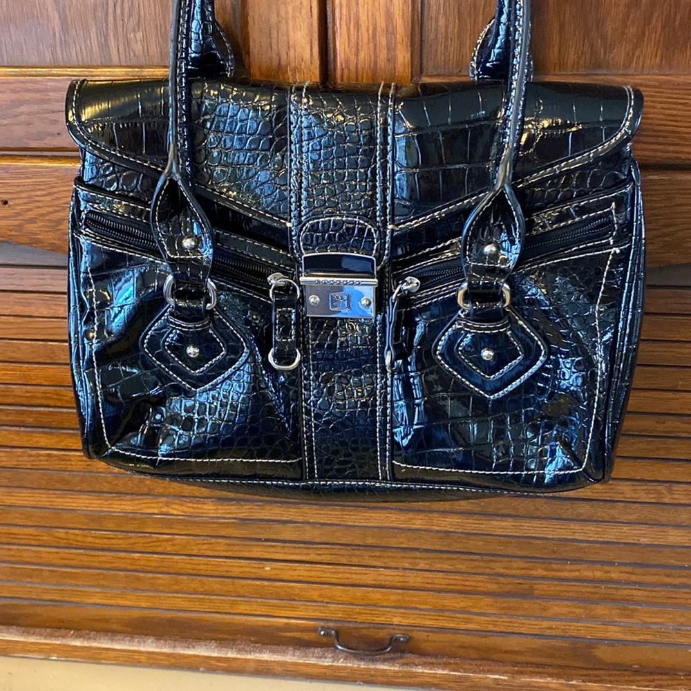 Black patent shoulder bag